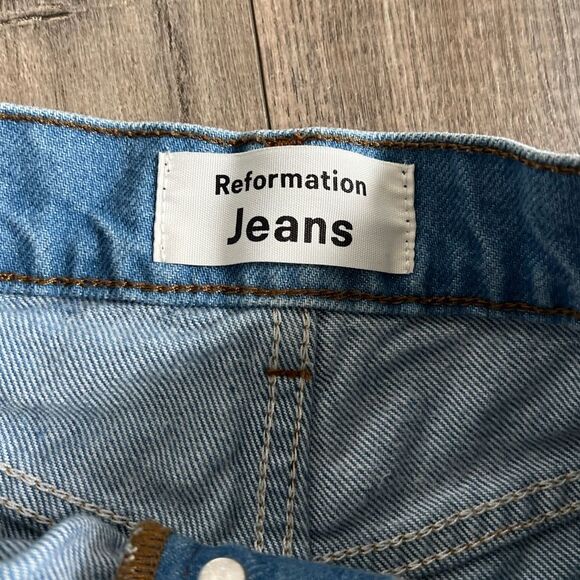 REFORMATION Dixie High Rise Button Fly Denim Shorts Size 23 - Picture 2 of 7